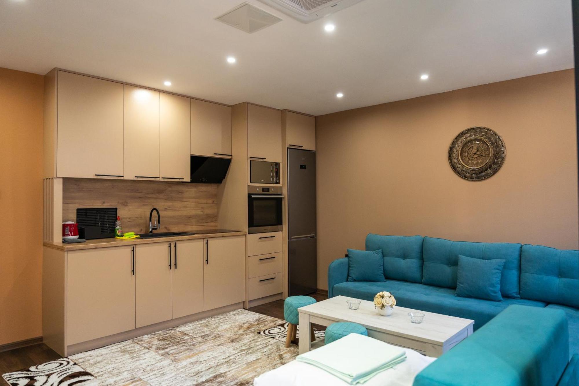 Ema, Asja, Eda Apartments เซนิซา ภายนอก รูปภาพ